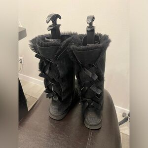 UGG Bailey triple Bow Tall Black Sheepskin Suede Boots US 9
